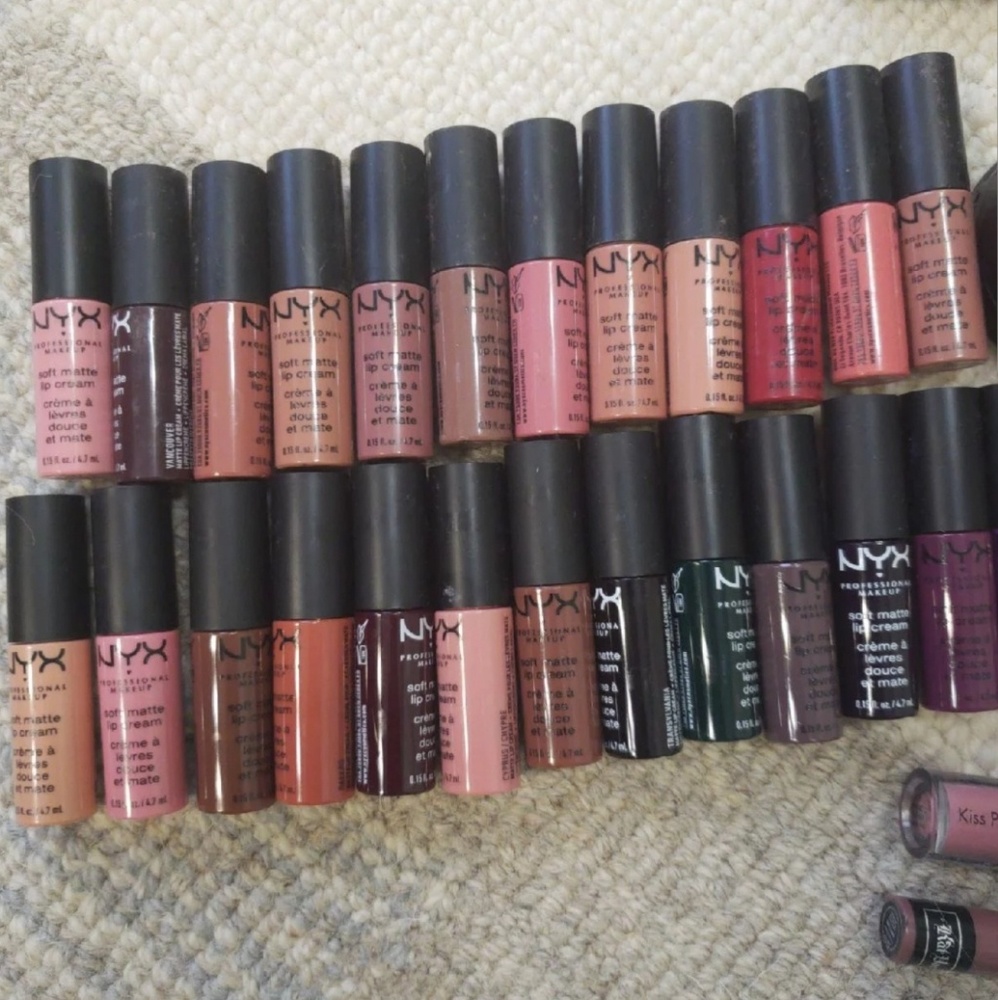 Nyx lipstick